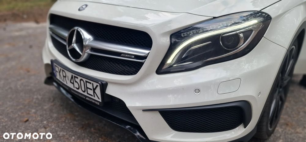 Mercedes-Benz GLA AMG 45 4-Matic - 8