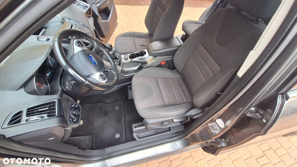 Ford Kuga 2.0 TDCi 2x4 Trend - 7