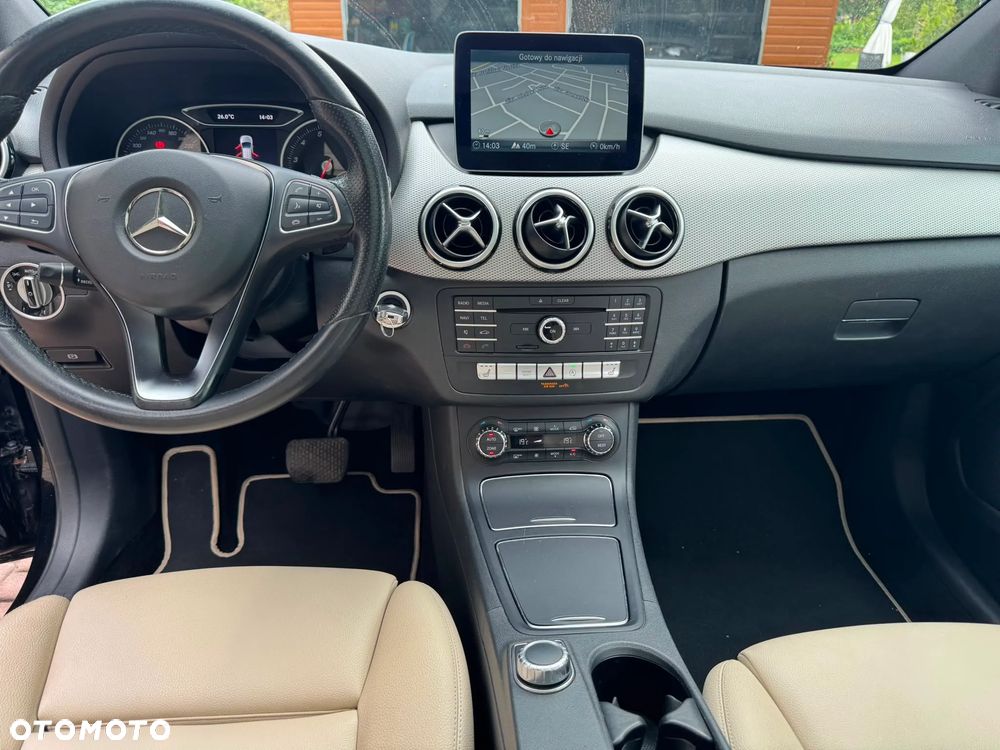 Mercedes-Benz Klasa B 250 4Matic 7G-DCT UrbanStyle Edition - 11