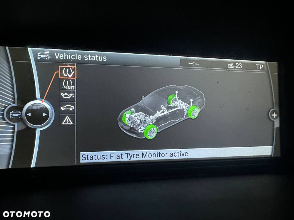 BMW Seria 5 525d Edition Exclusive - 17