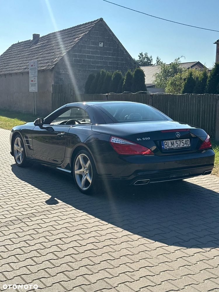 Mercedes-Benz SL - 32