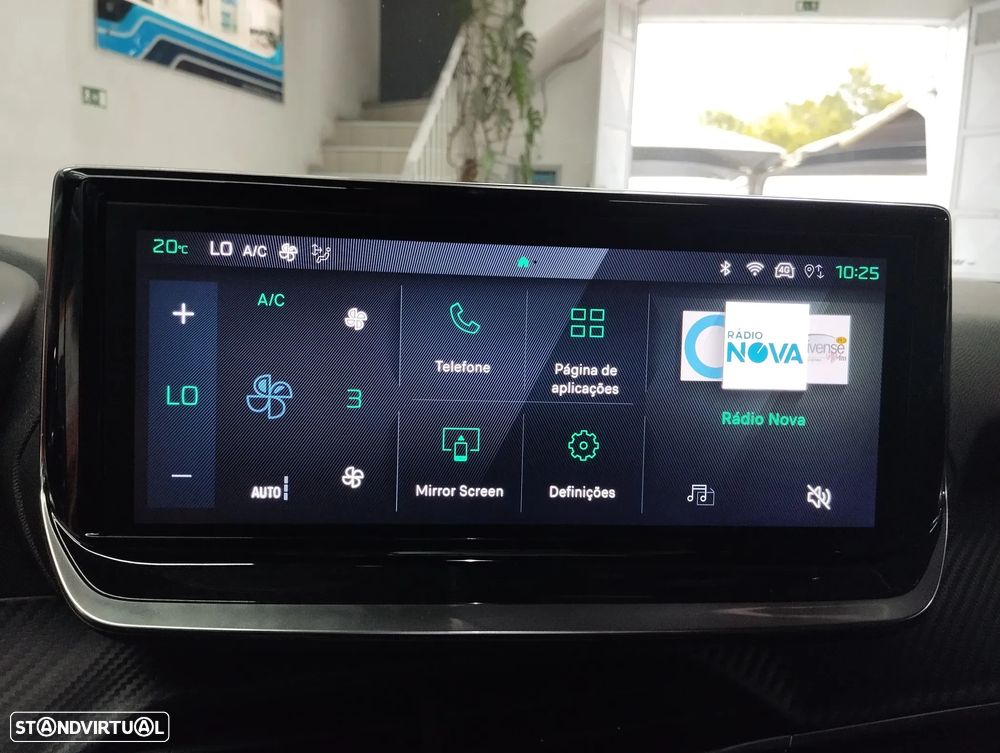 Peugeot 2008 1.2 PureTech Allure - 33