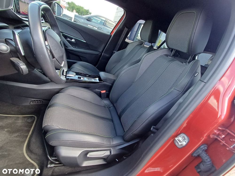 Peugeot 2008 - 10