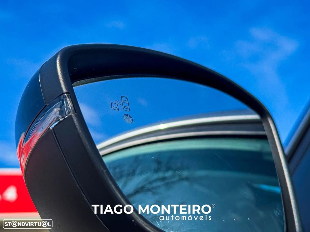 Peugeot 208 1.2 PureTech Allure - 22