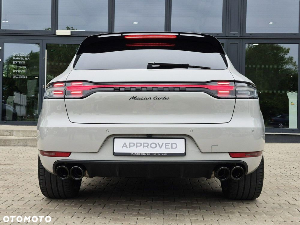 Porsche Macan Turbo - 13