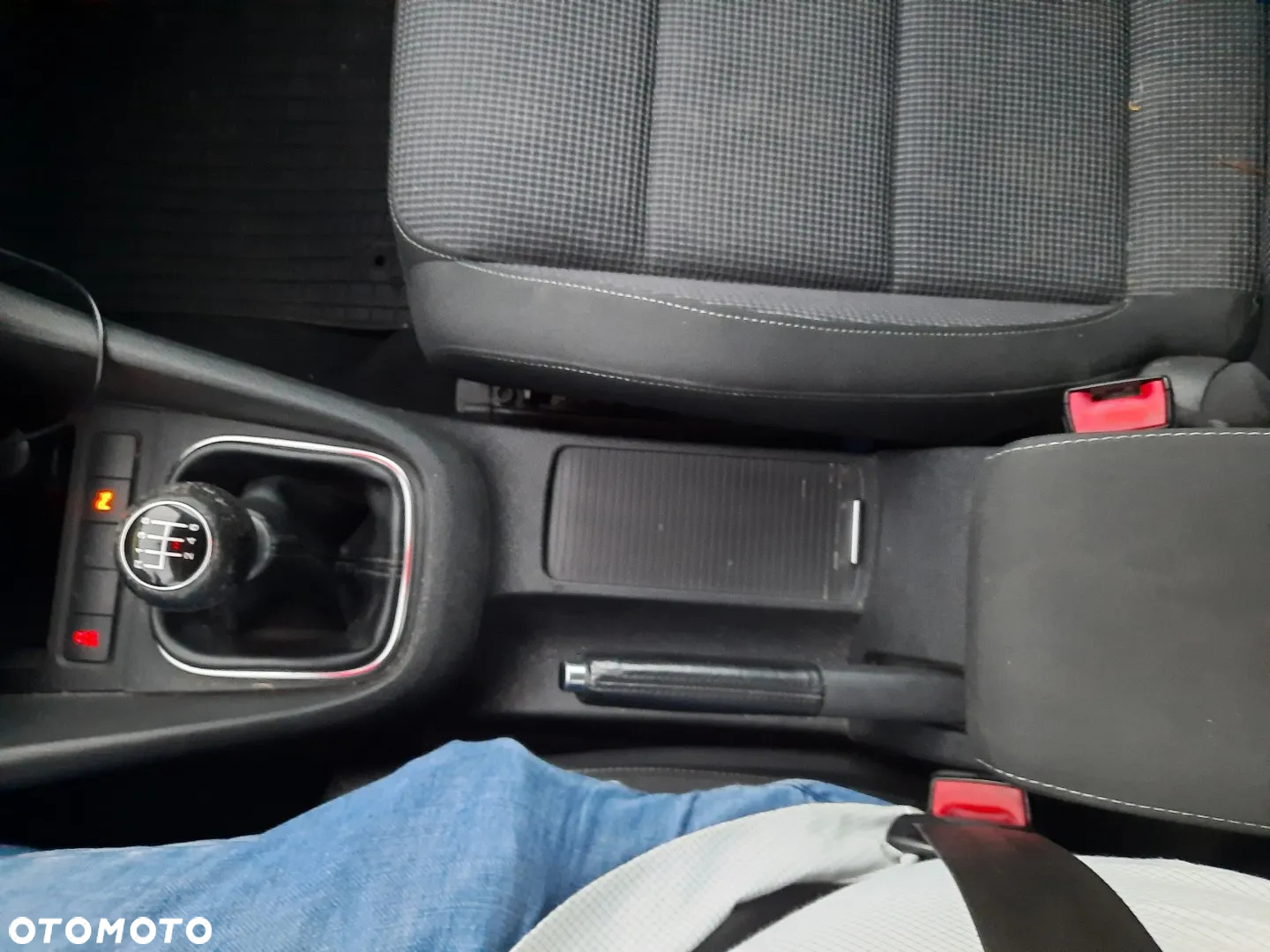 Volkswagen Golf VI 1.4 TSI Comfortline - 32