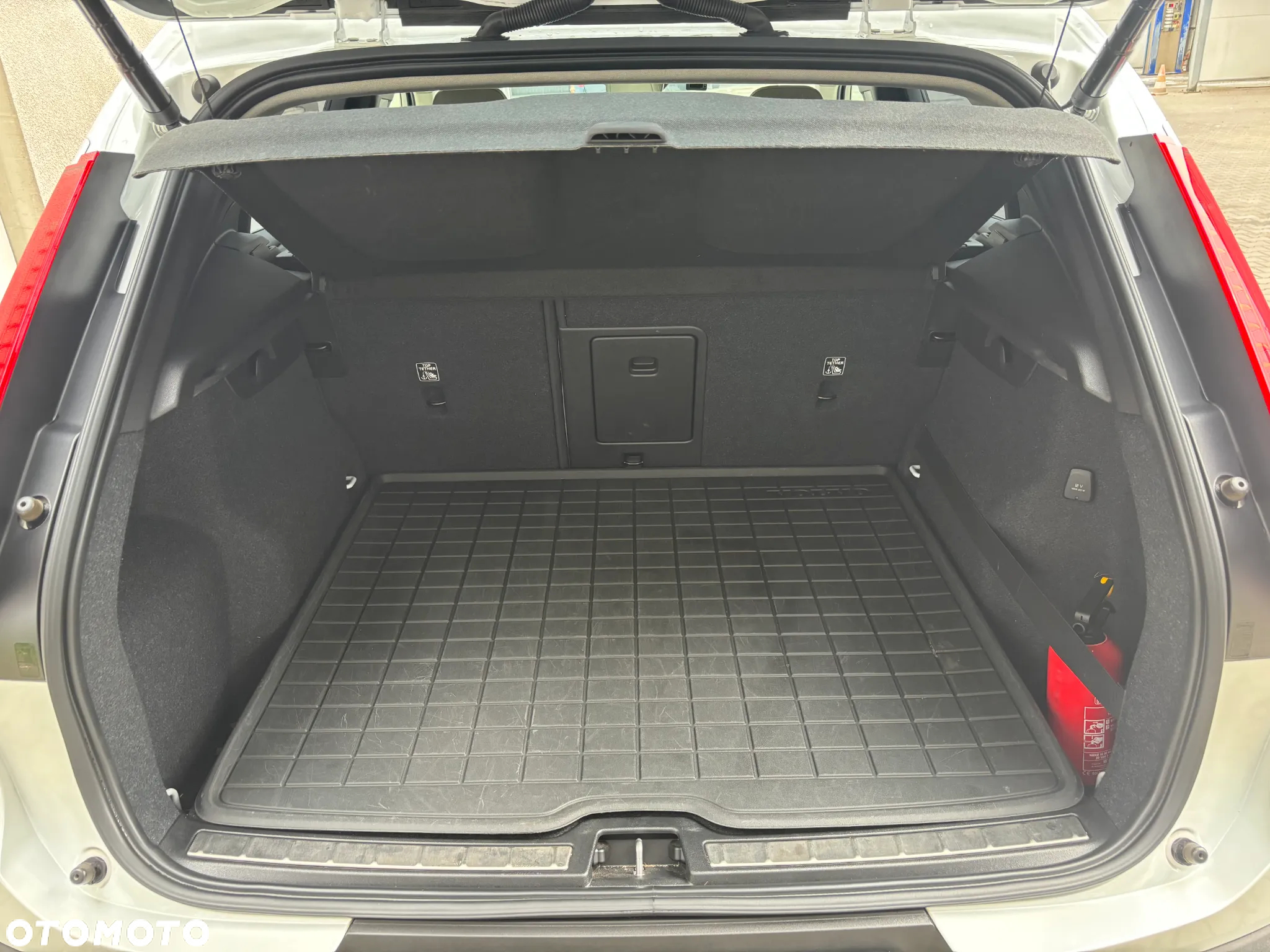 Volvo XC 40 T4 AWD Inscription - 23