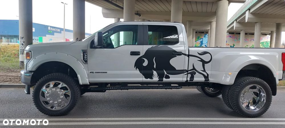 Ford F350 - 3