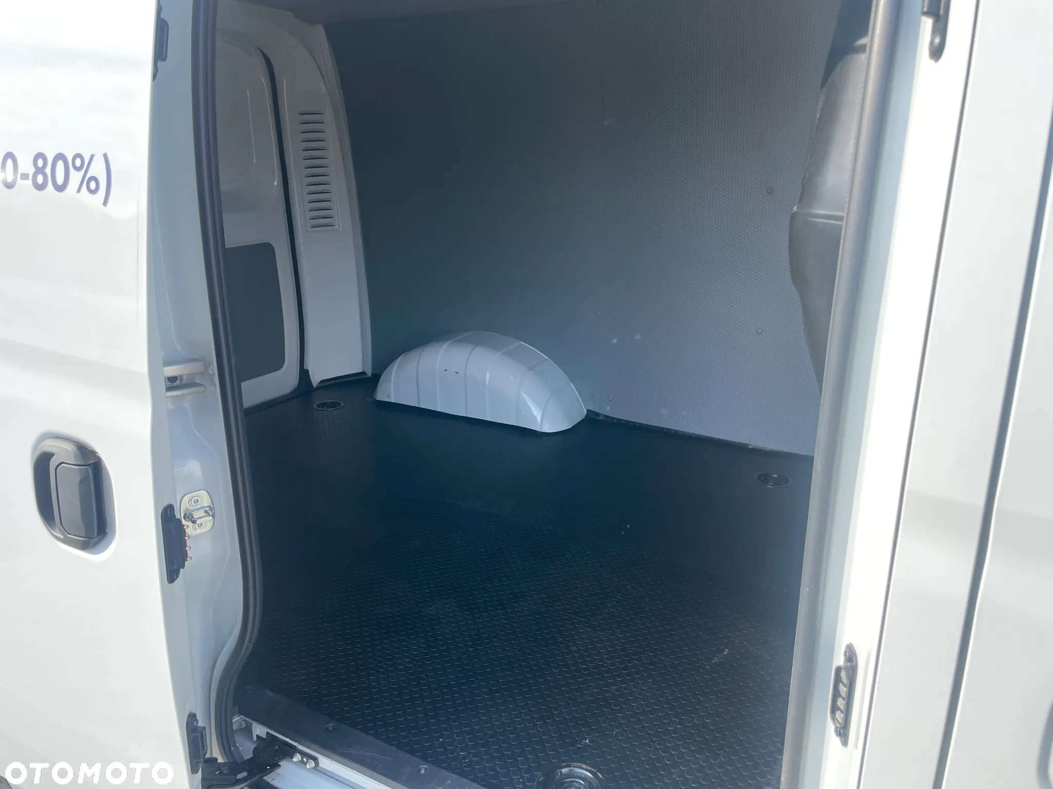 Maxus e-Deliver 3 - 10