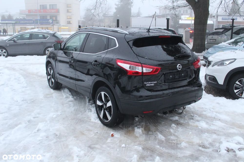 Nissan Qashqai 1.2 DIG-T TEKNA+ - 3