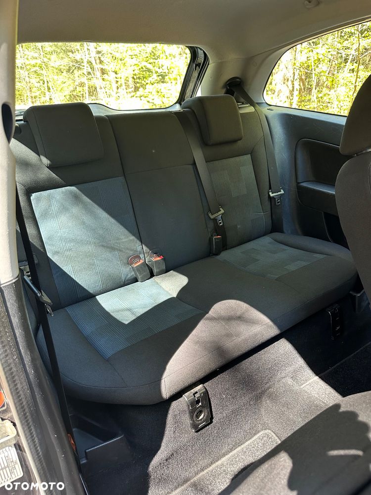 Ford Fiesta 1.3 - 8