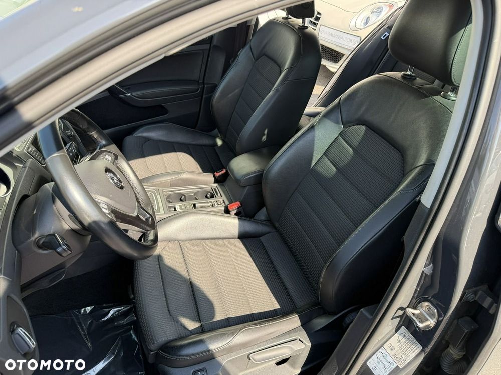 Volkswagen Golf Alltrack - 17