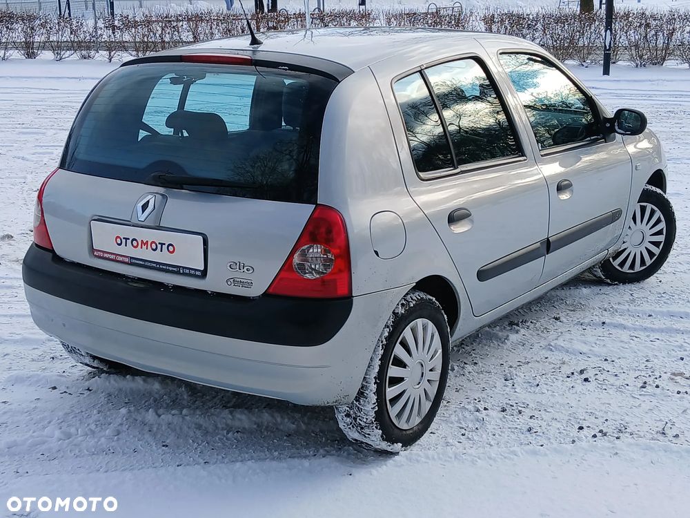 Renault Clio 1.2 16V Confort Dynamique - 22