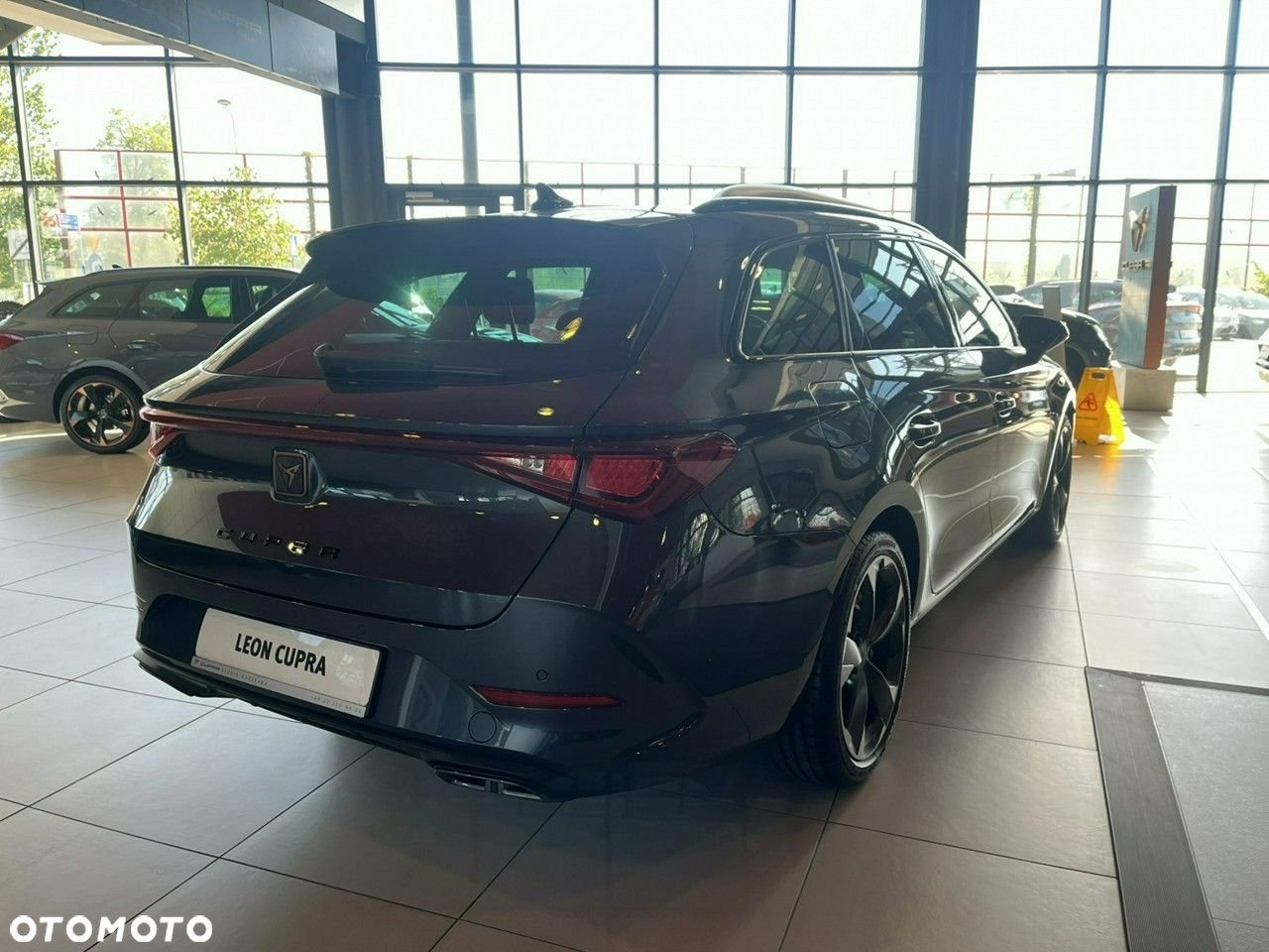 Cupra Leon Sportstourer - 2