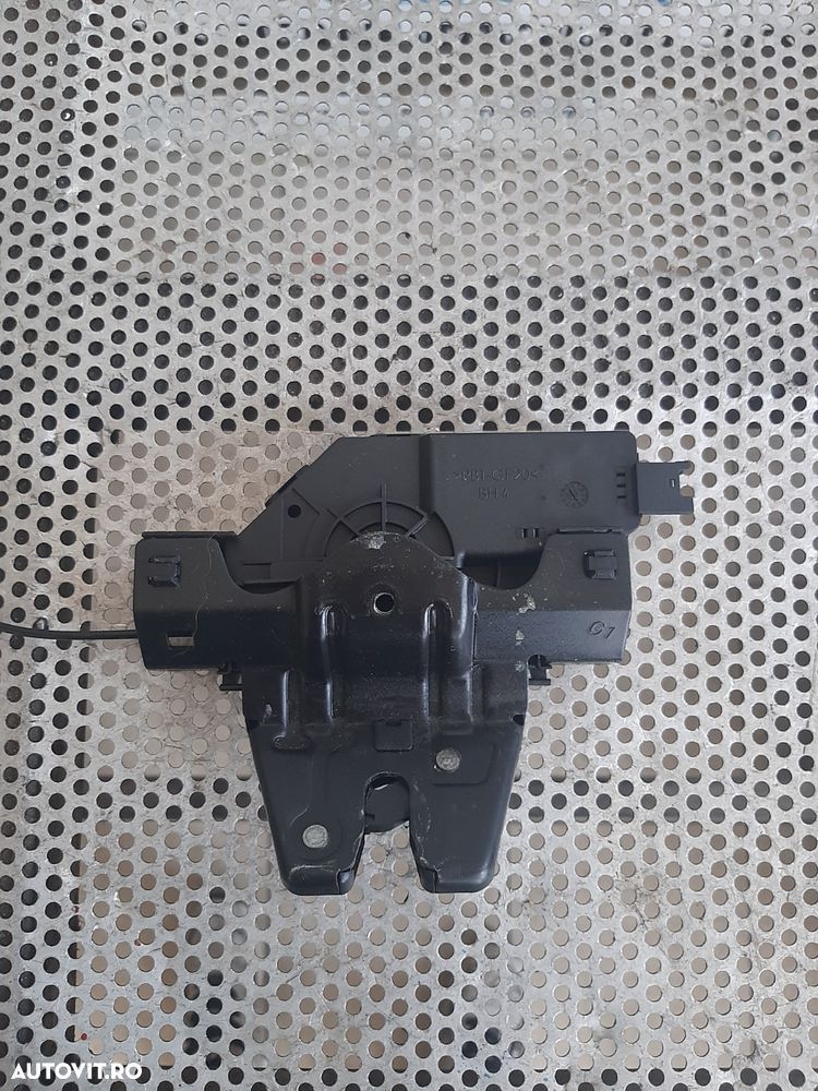 Broasca Blocator Incuietoare Portbagaj Haion Hayon Bmw Seria 1 E87 E81 Dezmembrez Bmw E87 - 4
