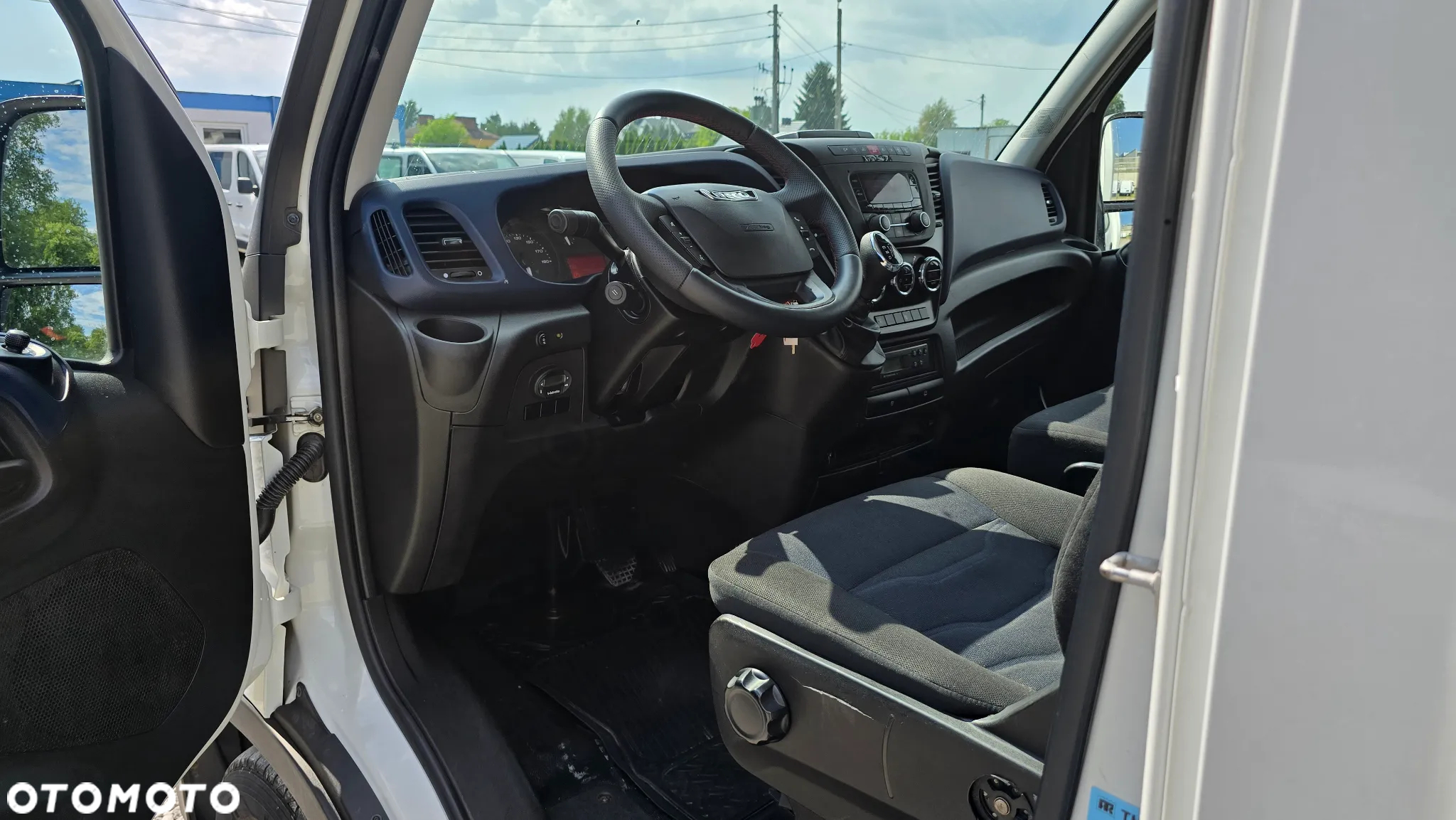 Iveco Daily - 28