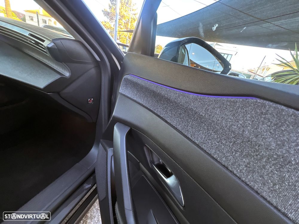 Peugeot 408 1.2 PureTech Allure Pack EAT8 - 45
