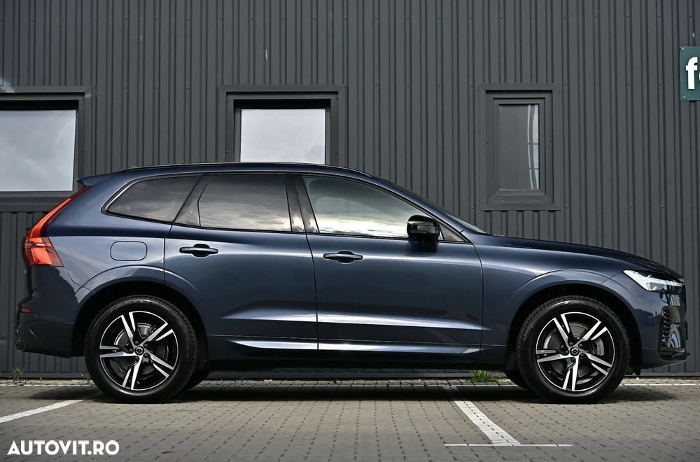 Volvo XC 60 B4 MHEV AT8 AWD R-Design - 22