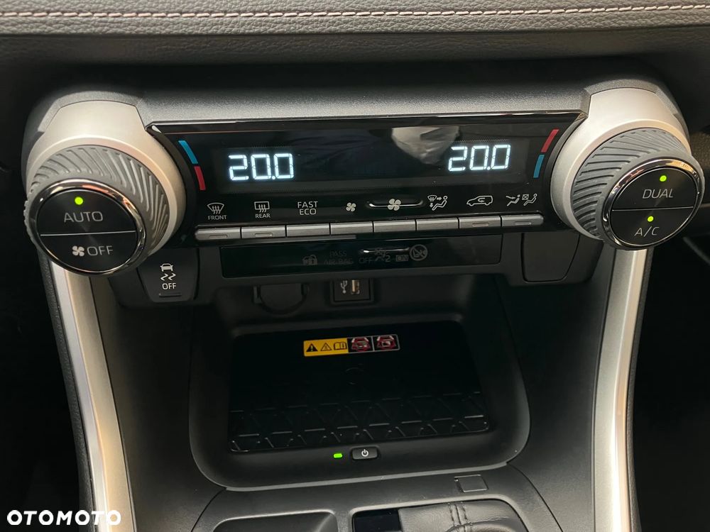 Toyota RAV4 2.5 Hybrid Comfort 4x2 - 32
