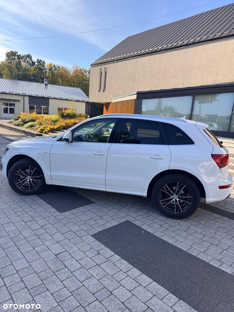 Audi Q5 3.2 FSI Quattro S tronic - 2
