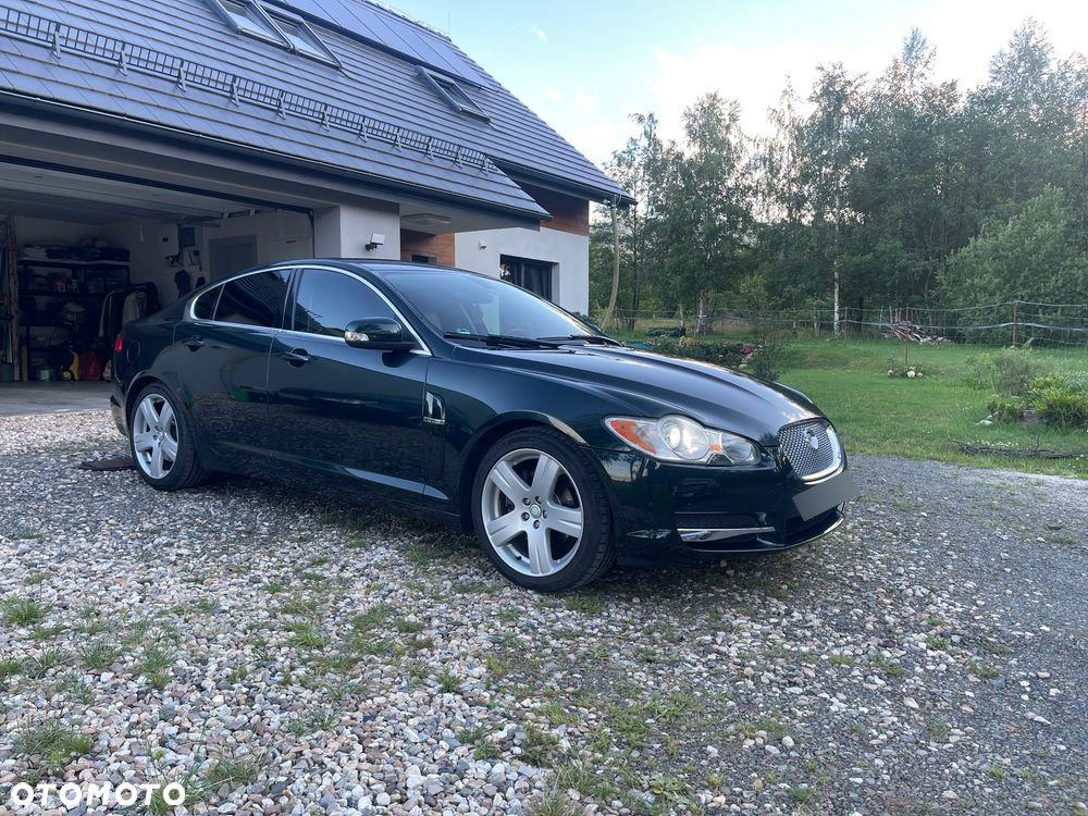 Jaguar XF 2.7 V6 D Luxury - 31