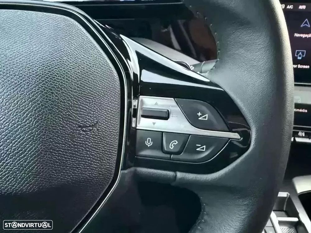 Peugeot 308 1.5 BlueHDi Allure EAT8 - 17