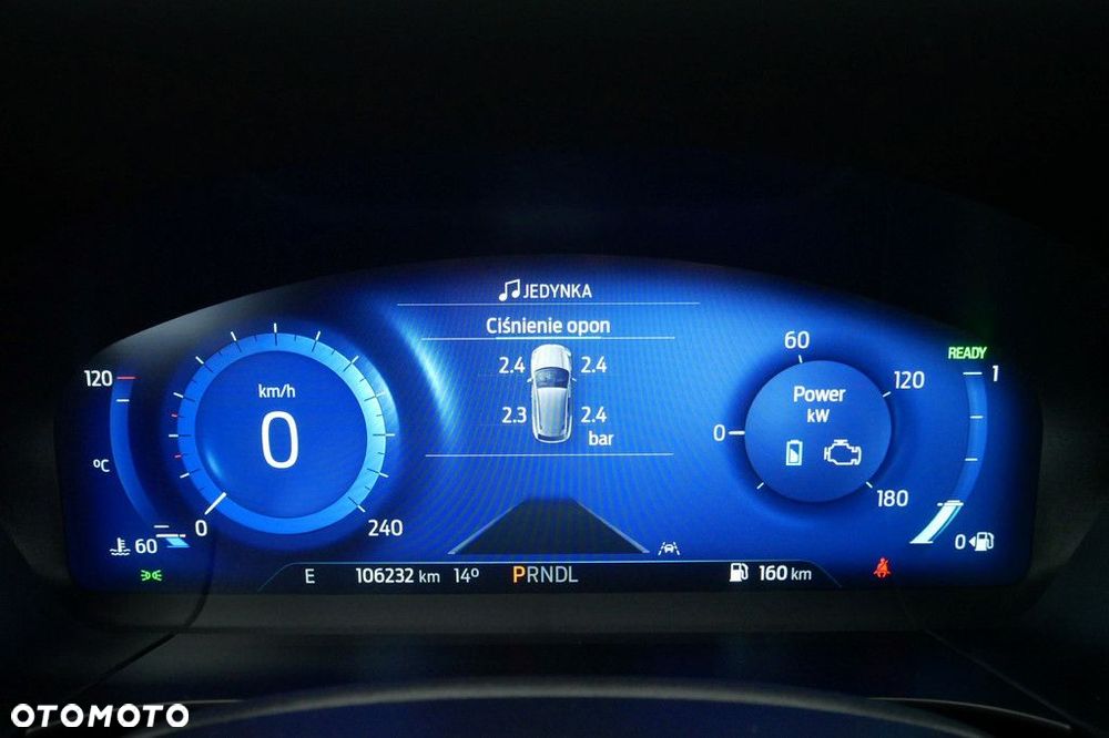 Ford Kuga - 9