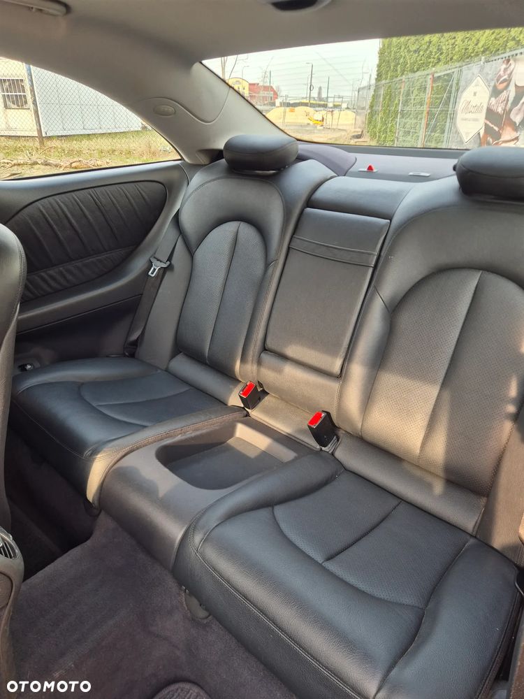 Mercedes-Benz CLK 320 Elegance - 10