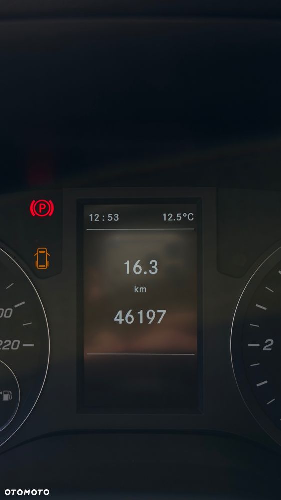 Mercedes-Benz VITO - 13