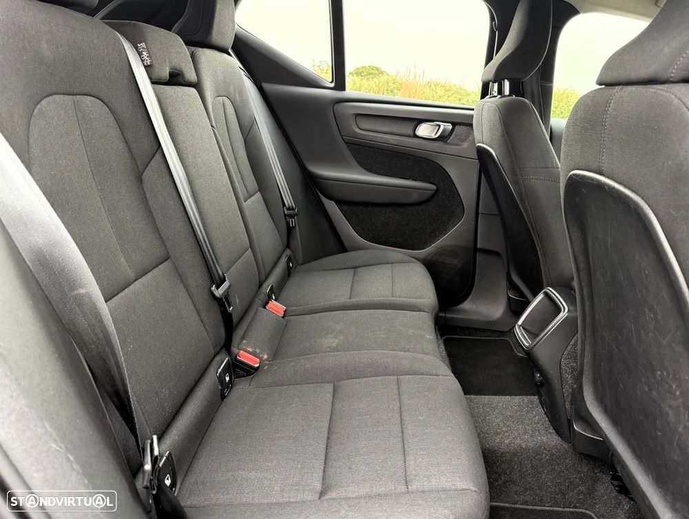 Volvo XC 40 1.5 T2 Momentum - 38