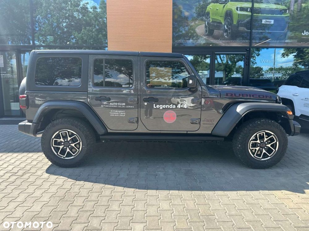 Jeep Wrangler - 5