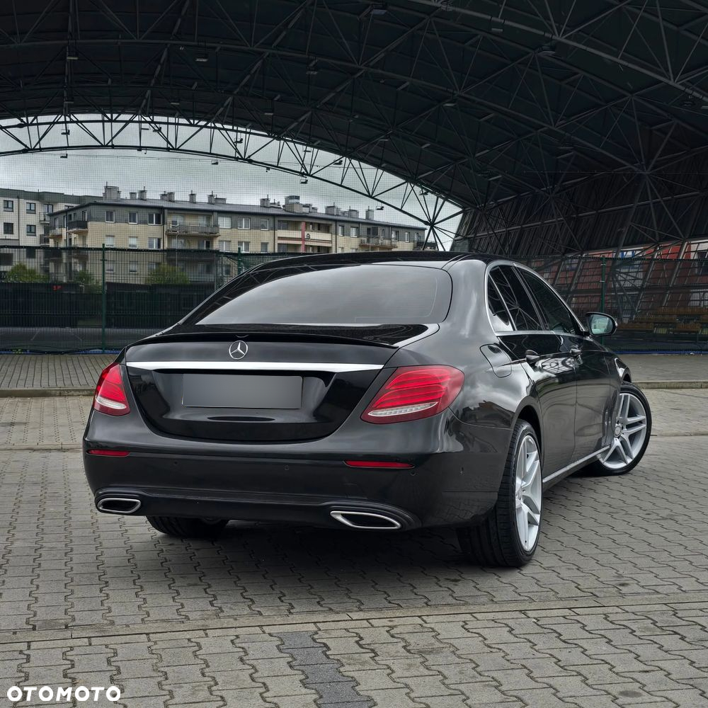 Mercedes-Benz Klasa E 220 d 9G-TRONIC AMG Line - 14