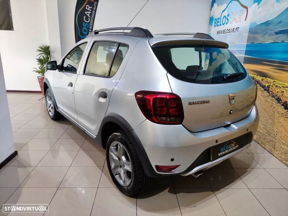 Dacia Sandero 0.9 TCe Stepway - 6