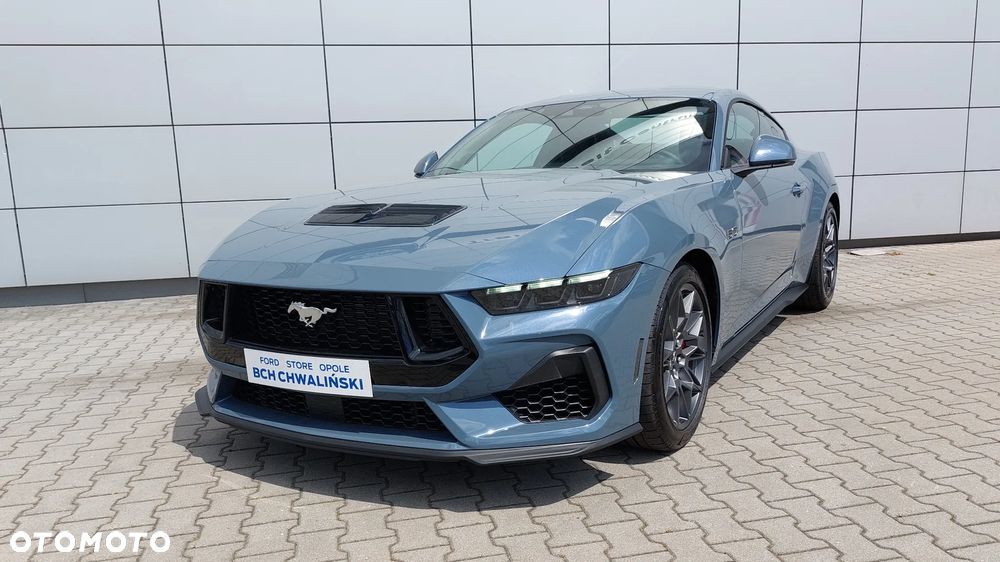 Ford Mustang - 3