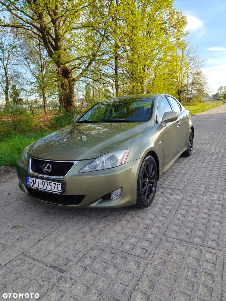 Lexus IS 220d - 1