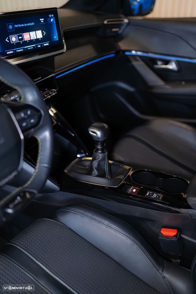 Peugeot 208 1.2 PureTech GT Line - 17