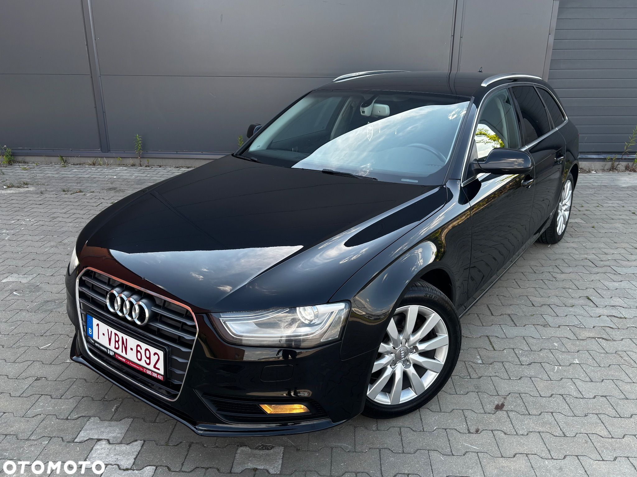 Audi A4 - 1