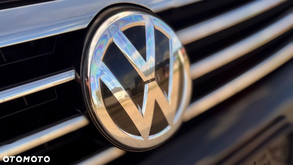 Volkswagen Passat Variant 2.0 TDI DSG (BlueMotion Technology) Highline - 11