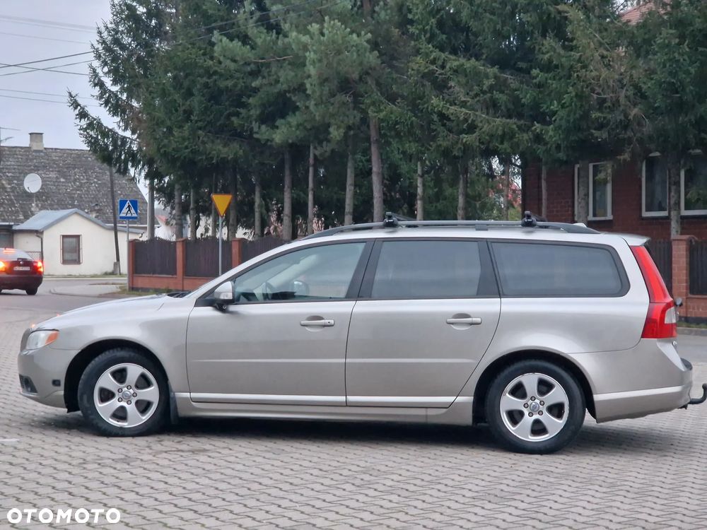 Volvo V70 2.5T Summum - 25