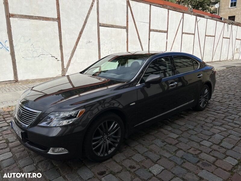 Lexus Seria LS 600h L Aut Luxury - 1
