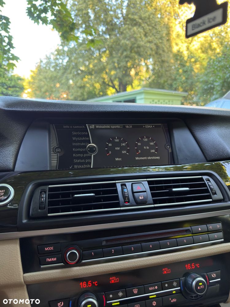 BMW Seria 5 528i - 9