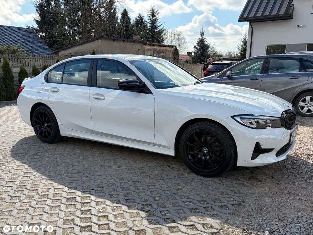 BMW Seria 3 318d Business Edition - 4