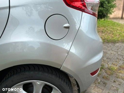 Ford Fiesta - 12