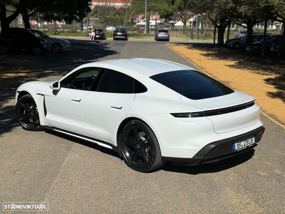 Porsche Taycan 4S Bateria Performance Plus - 7