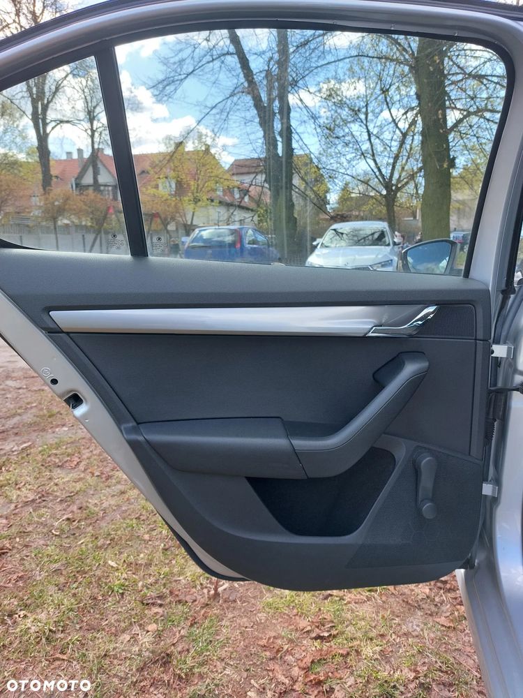 Skoda Octavia 1.6 TDI Edition - 11