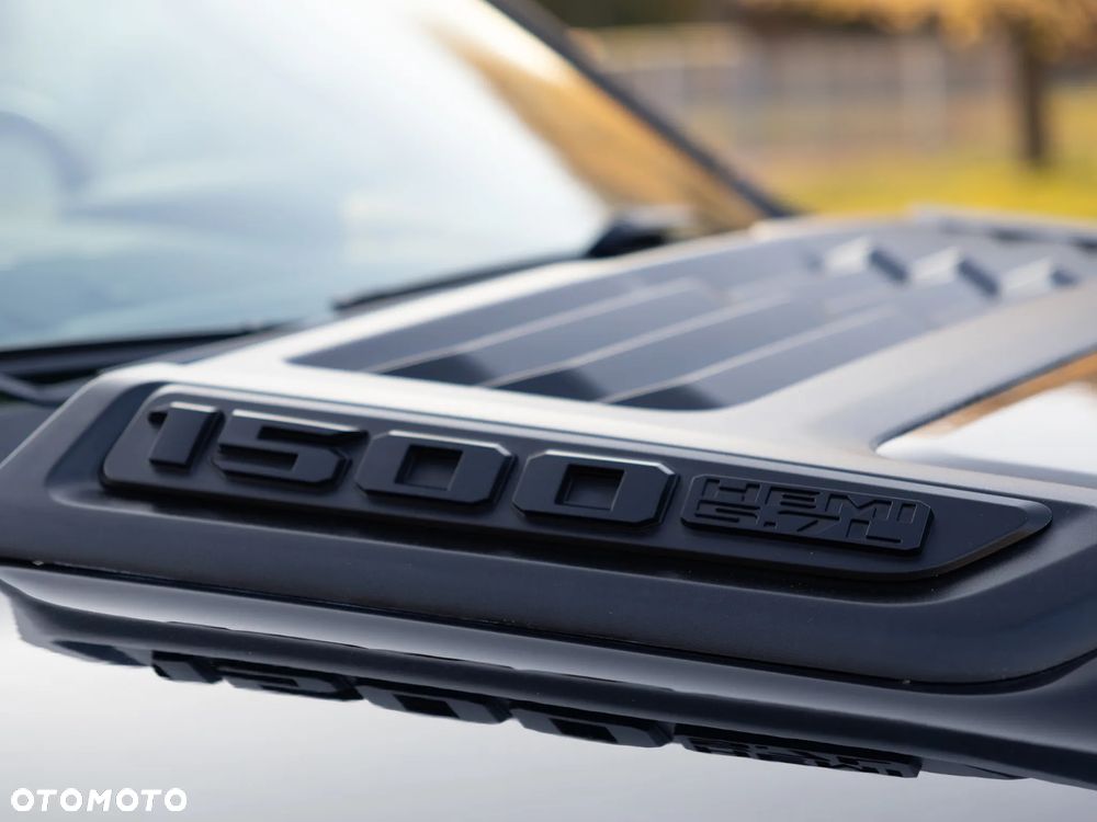 RAM 1500 5.7 Crew Cab Laramie - 25