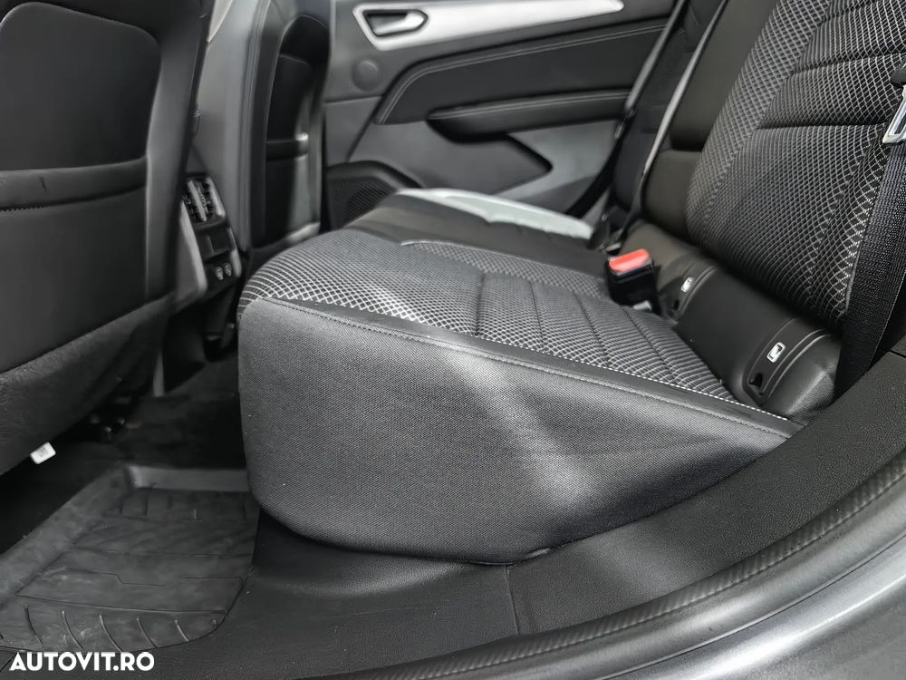 Renault Arkana E-TECH 145 Techno - 14