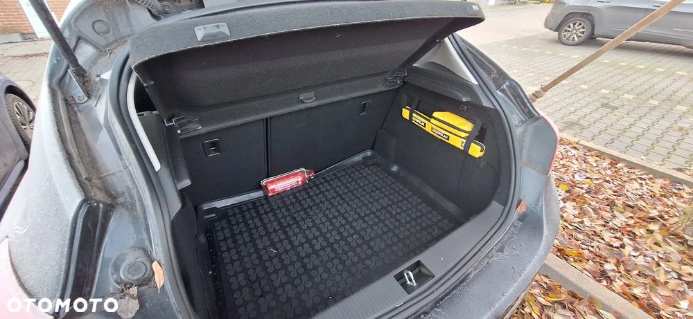 Opel Astra 1.4 Enjoy - 19