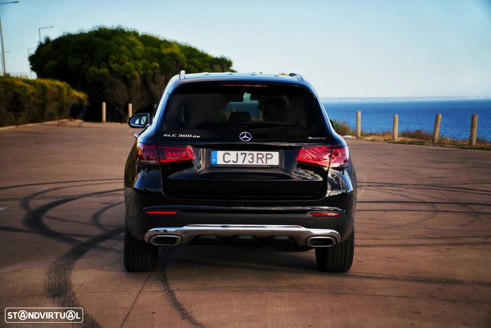 Mercedes-Benz GLC 300 de 4Matic 9G-TRONIC AMG Line - 5