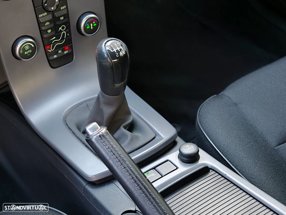 Volvo C30 1.6 D Drive 99g Kinetic Start/Stop - 21